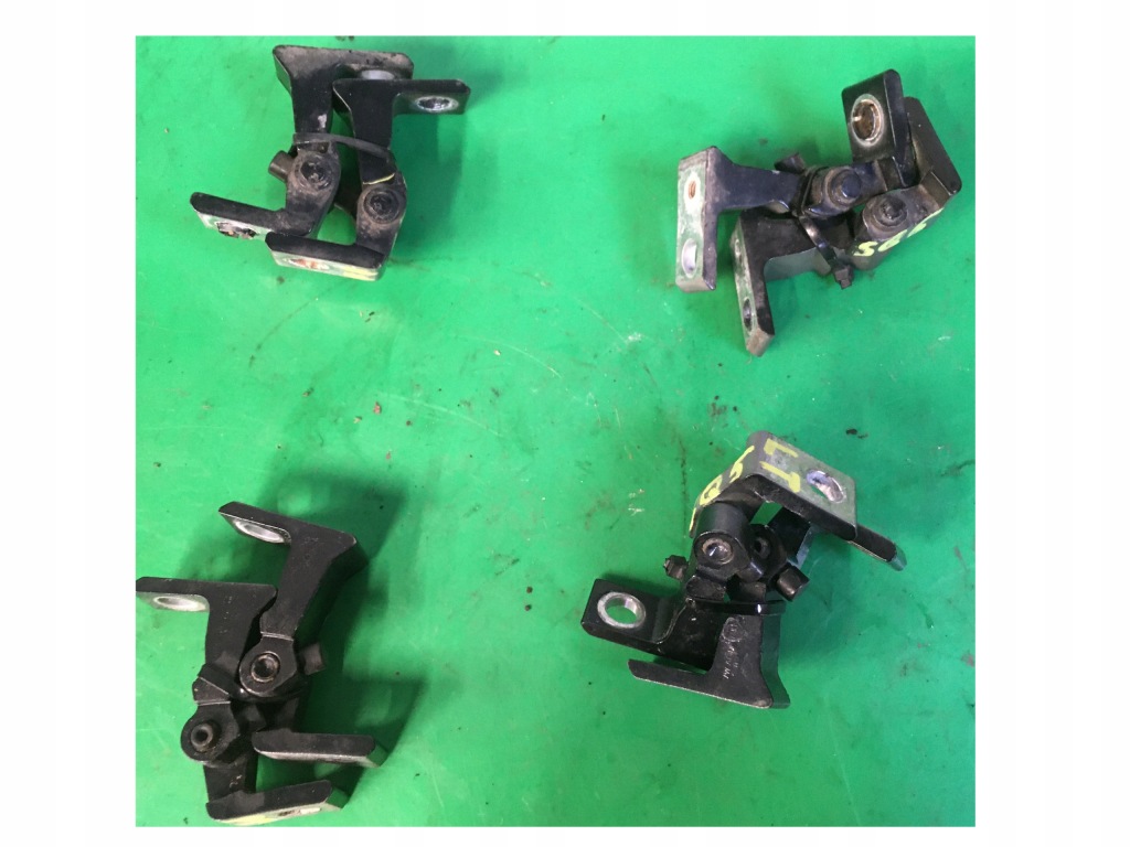 фото №1, Петлі петля правий перед двері audi sq5 q5 lx5r