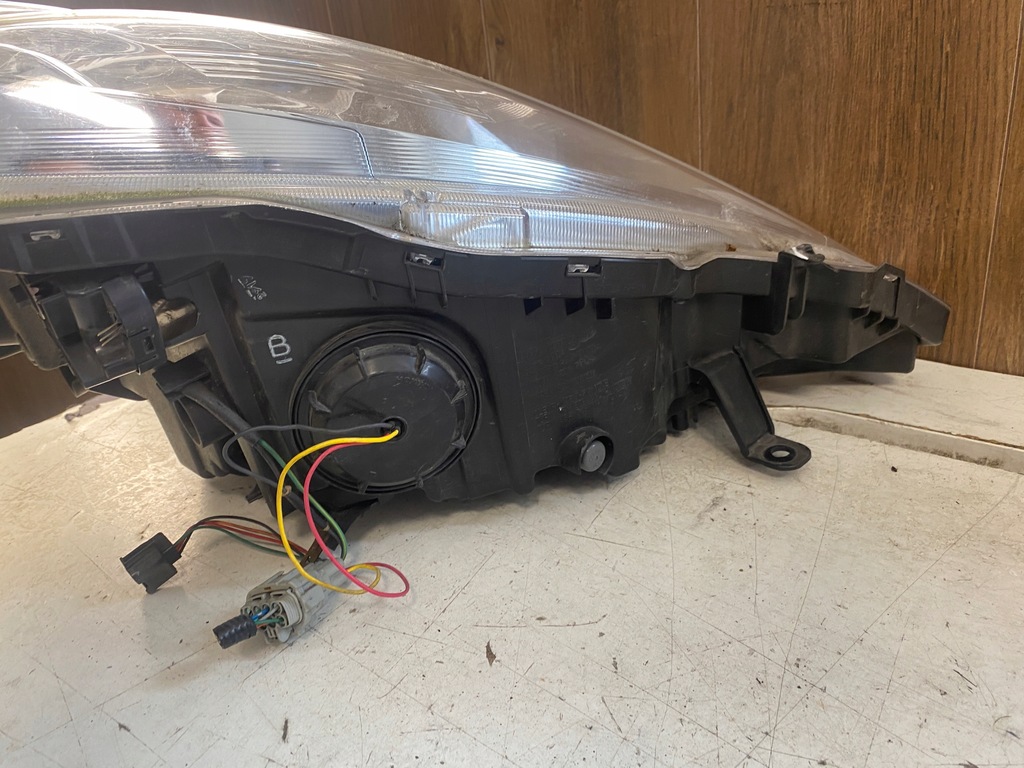 фото №9, Nissan leaf i лампа левый перед led eu