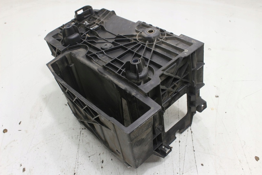 фото №8, Основа корпус акумулятор renault laguna iii