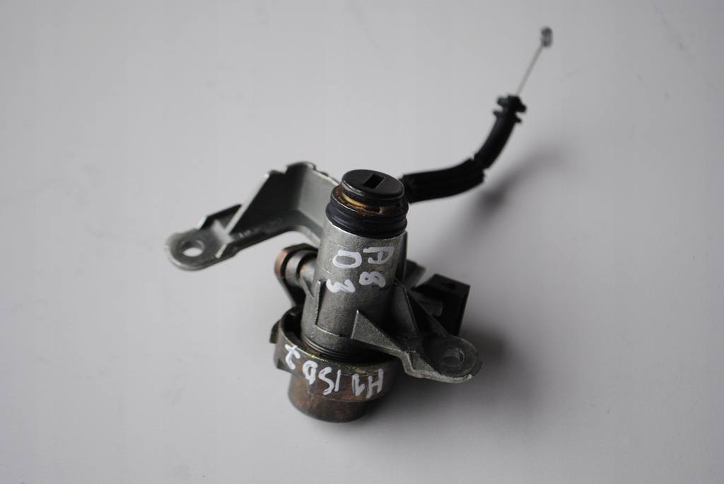 фото №1, Вкладка замка кришки багажника audi a8 d3