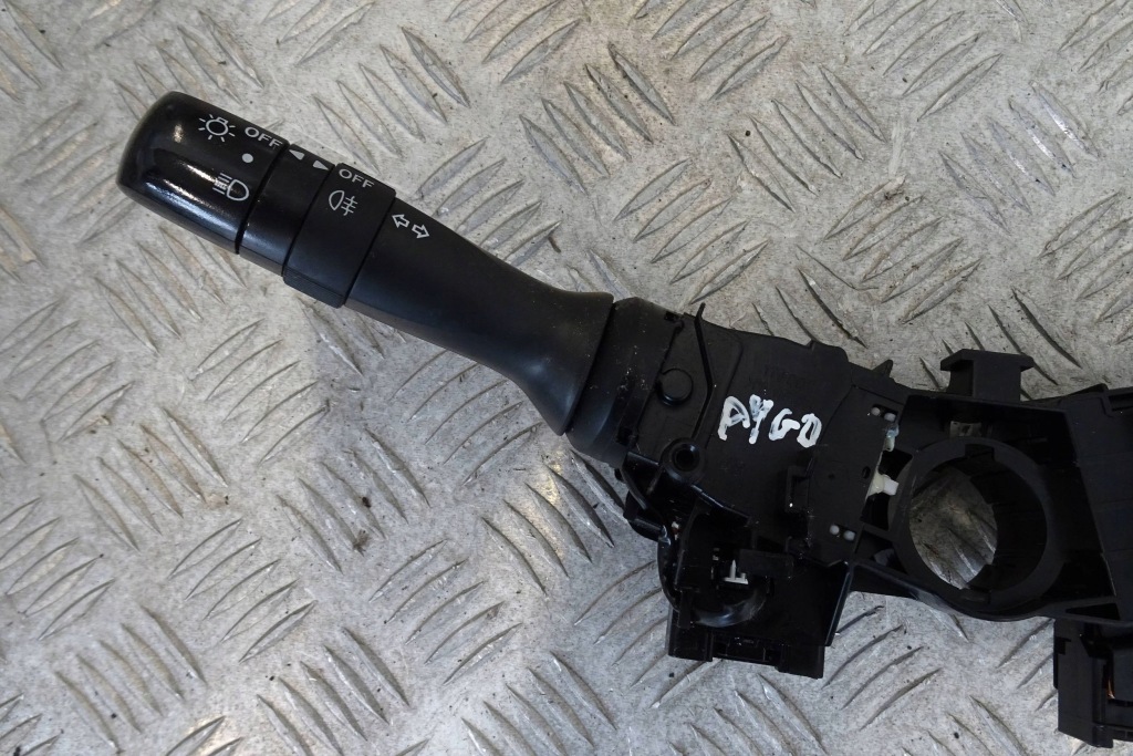 фото №4, Toyota aygo переключатель комбинированный 05-