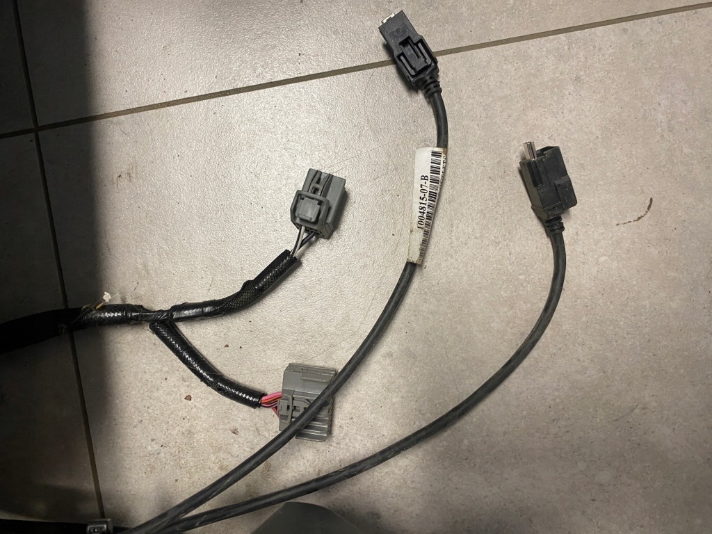 фото №11, Tesla model s 2013r тунель середній підлокітник