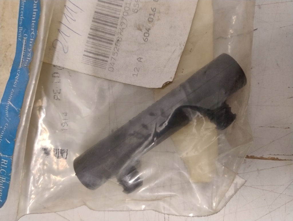 Купити Шланг вентиляції mercedes a6040160381 aso оригінал