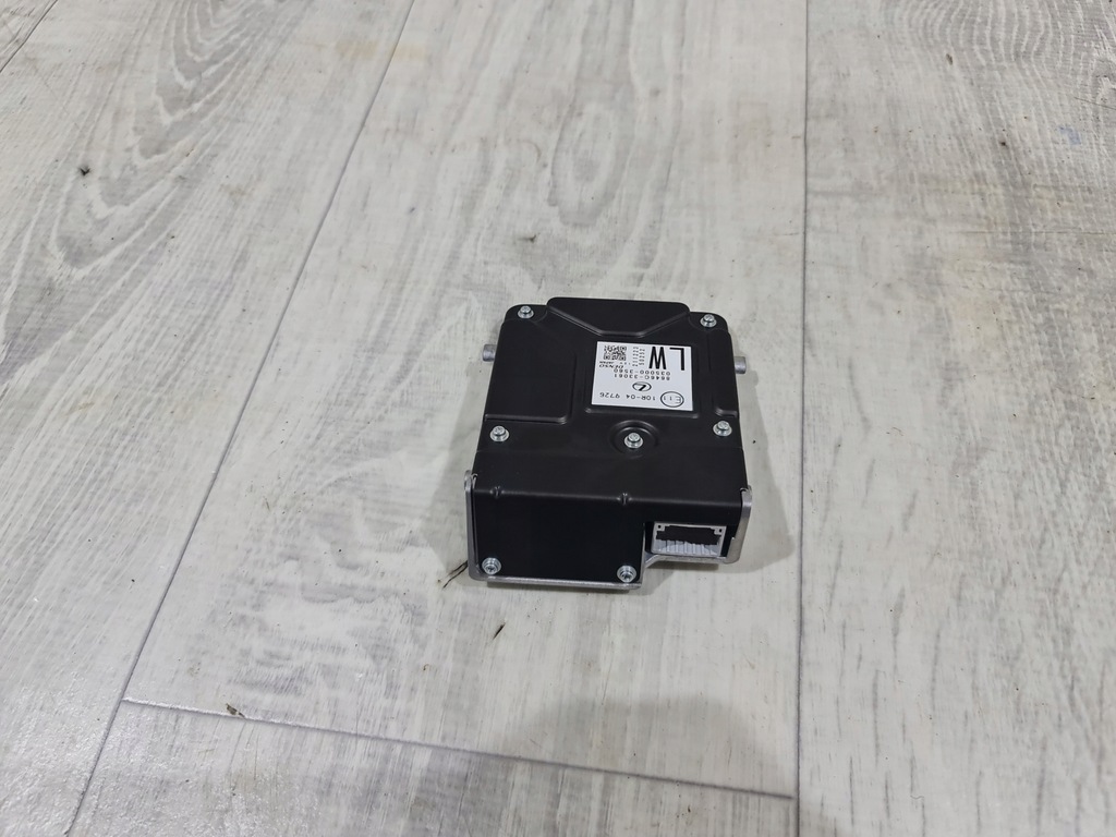 фото №3, Lexus es 300h 2021 камера передня радар