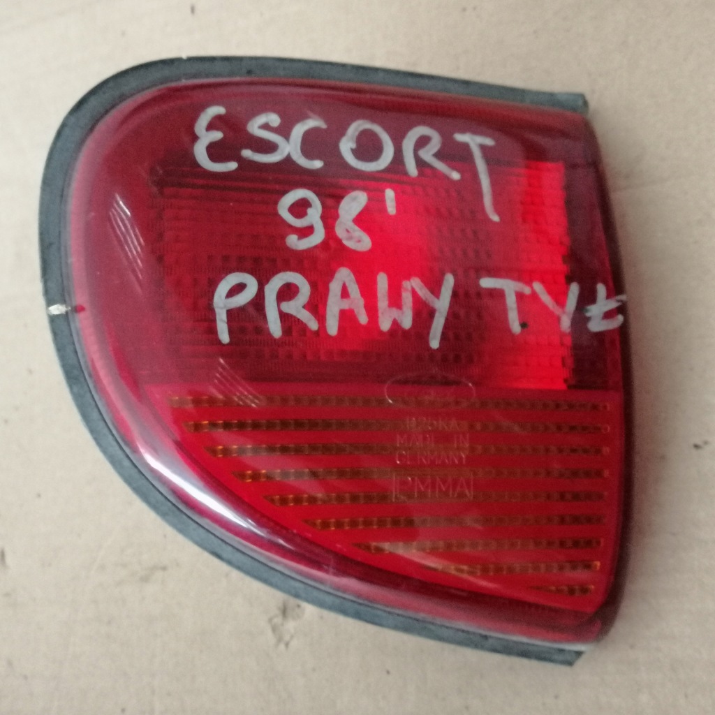 Купить Лампа ford escort 98 правый задний
