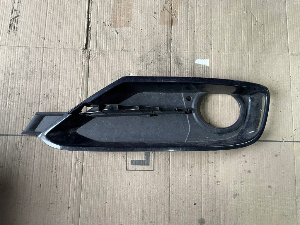 фото №1, Bmw 3 f30 f31 sport line решітка протитуманної фари ліва 7300737