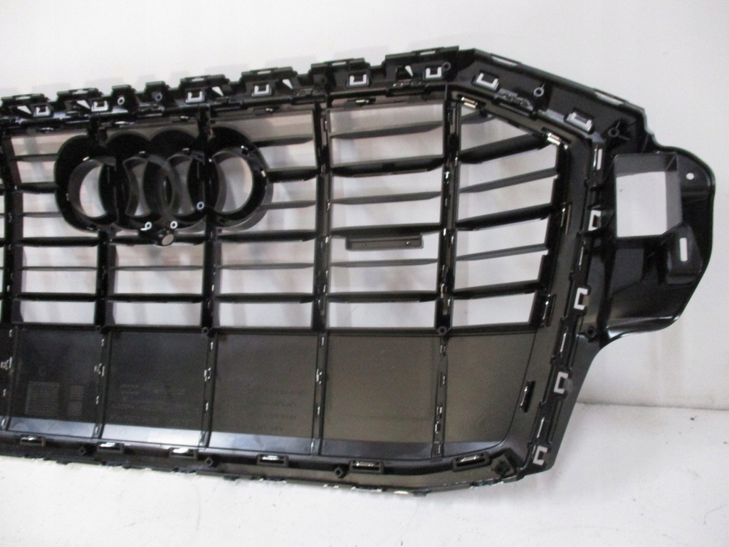 фото №7, Решётка радиатора решётка радиатора audi q7 4m0 lift 4m0853651aj