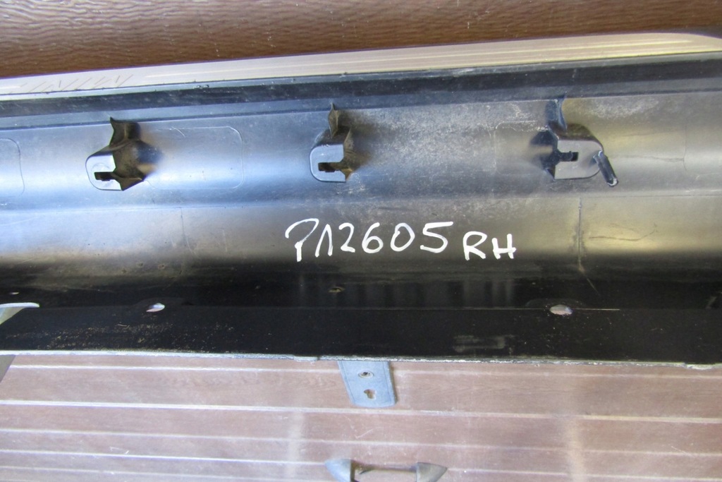 фото №11, Молдинг поріг права mini cooper f56 3d 13- поріг