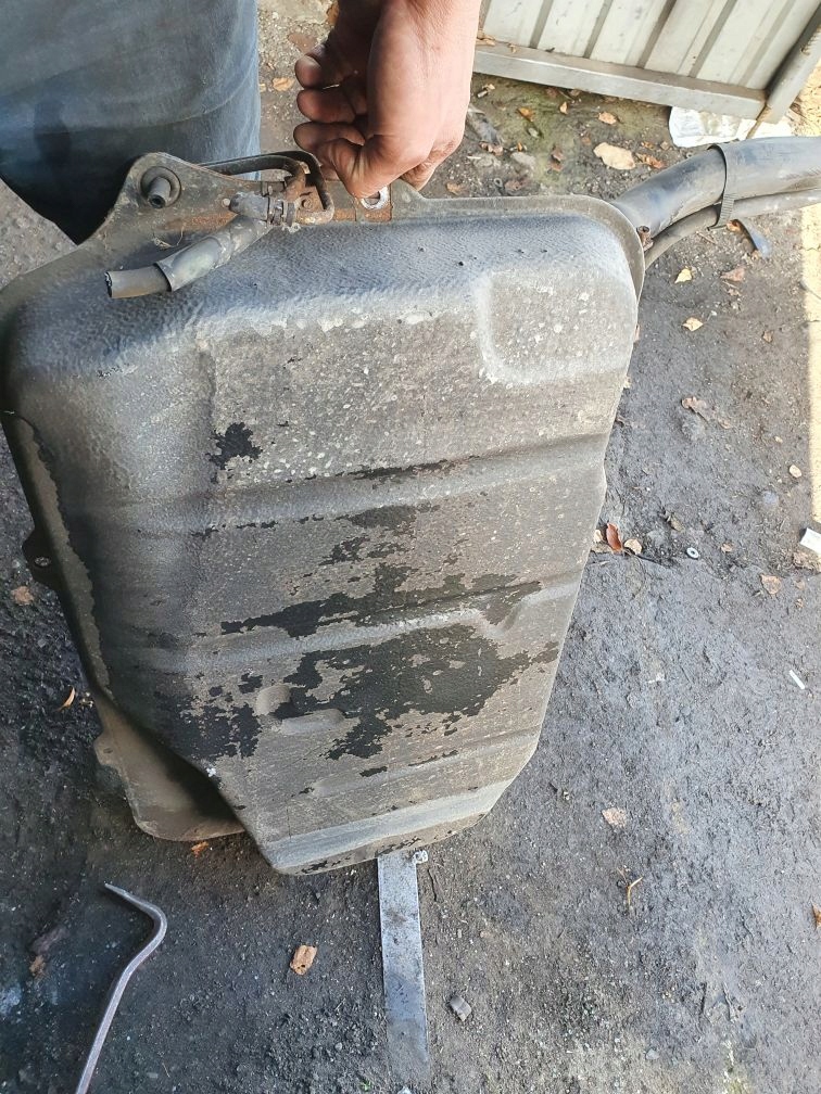 фото №11, Рычаг задний kompletny правый suzuki swift mk1 99