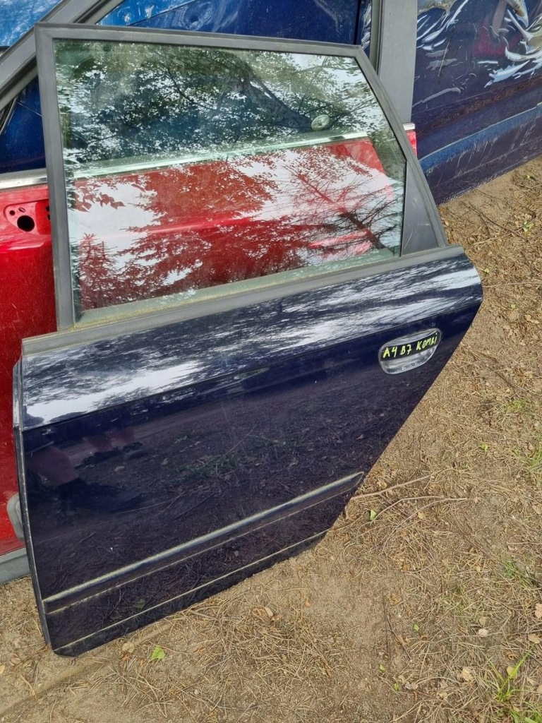 фото №1, Двері лівий задня audi a4 b7 kombi ly5k