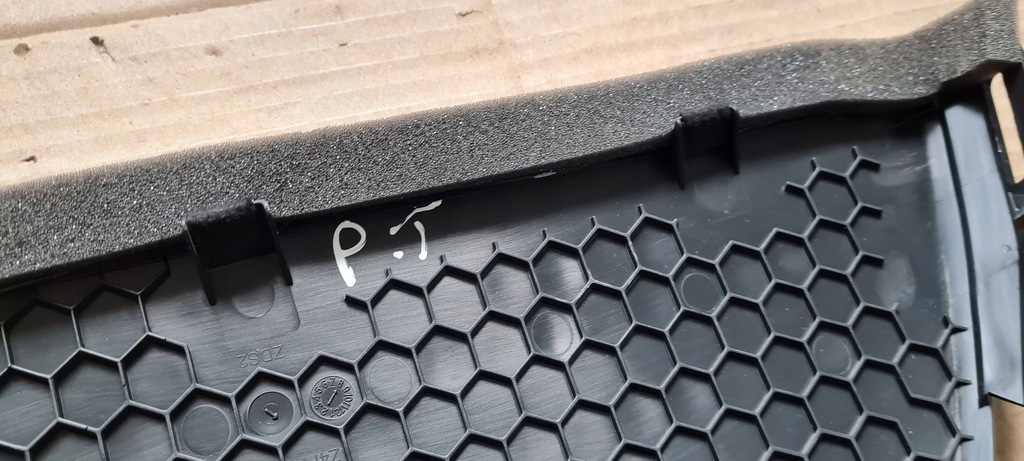 фото №8, Sq8 4m rsq8 q8 защита накладка край стены боковой правая 4m8868606