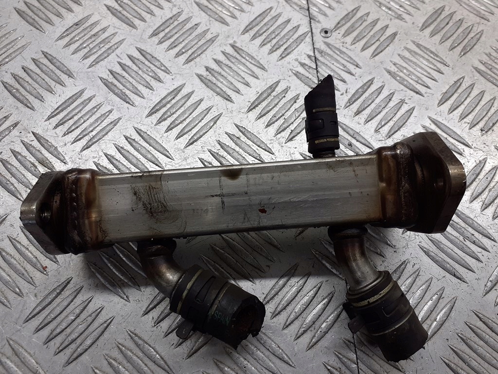 фото №2, Радіатор вихлопних газів audi a4 b6 2.5 tdi 059131513d