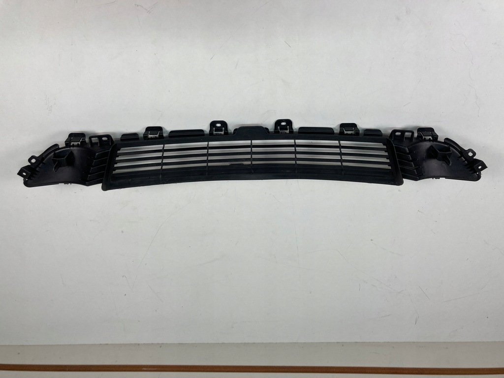 фото №8, Решётка бампера средняя tesla y