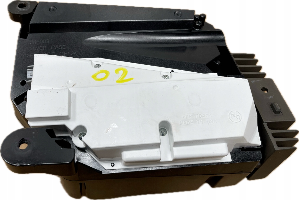 O2 cadillac escalade iv 2014 - head up дисплей дисплей 84151488 Ціна