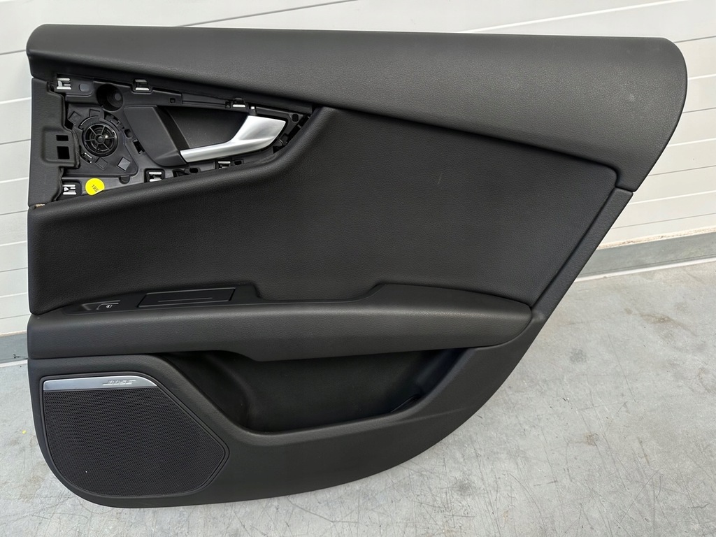 фото №1, Обивка дверь правый задняя audi a7 4g кожа czarna задняя правая