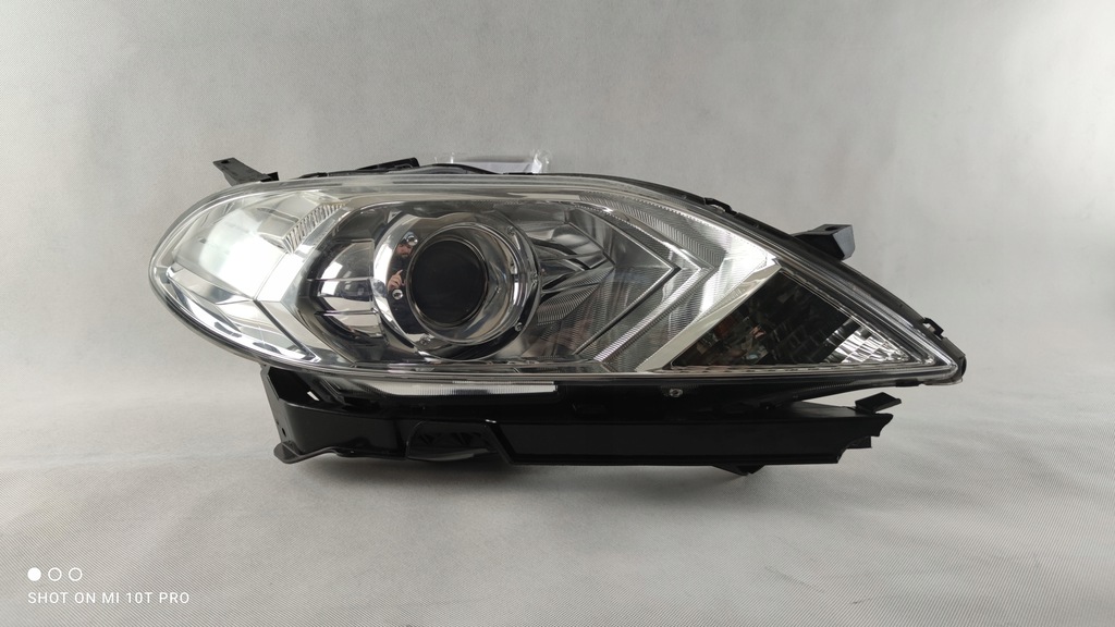 фото №1, Honda frv fr-v ксенон правий фара лампа права