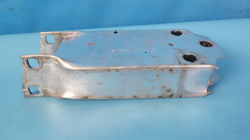 фото №7, Mercedes w206 c220 23r зона деформации левая a2066200100