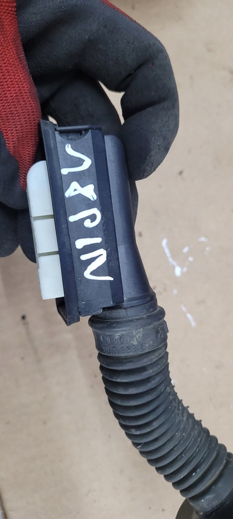 фото №6, A6 c7 s6 штекер колодка дверь 18pin камера 4h0972702