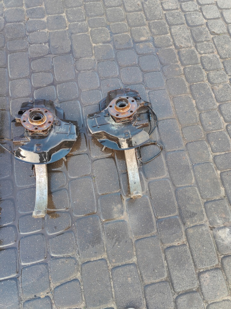 фото №3, Поворотний кулак права ліва перед alfa romeo 159 1.75 tbi