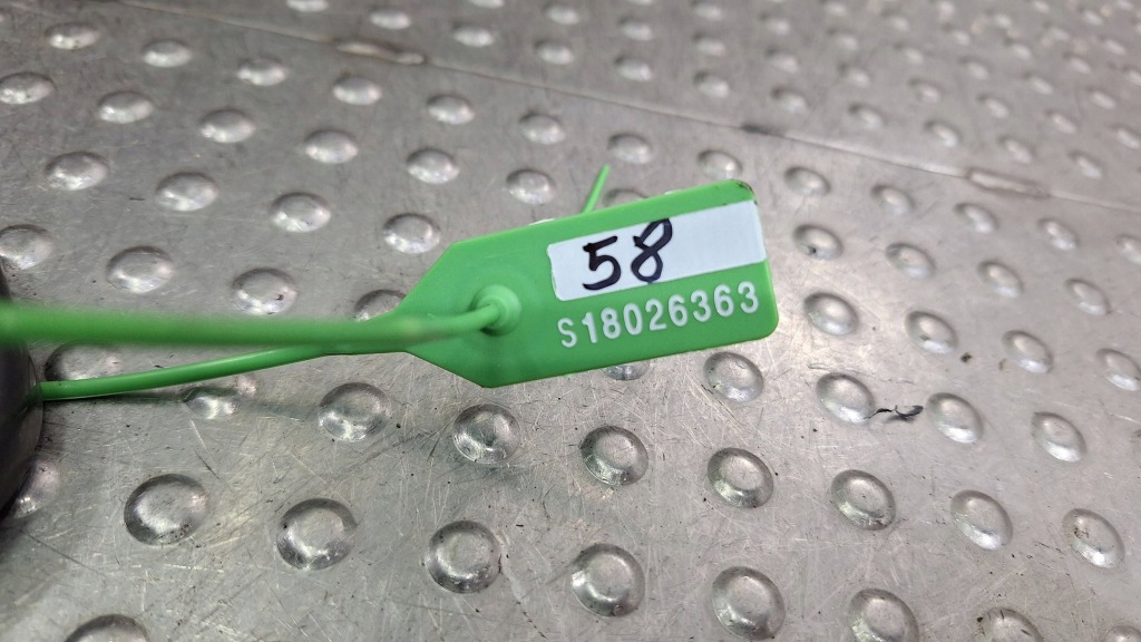 Основание кронштейн аккумулятор a2465460078 mercedes w176 w246 w117 2.2 cdi с Разборки