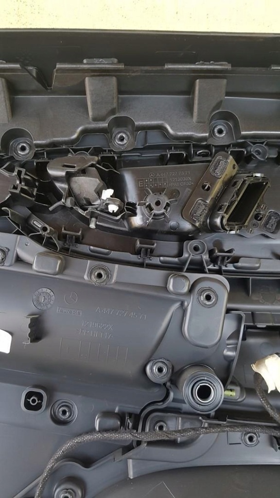 фото №8, Обшивка дверь правый перед mercedes vito w447