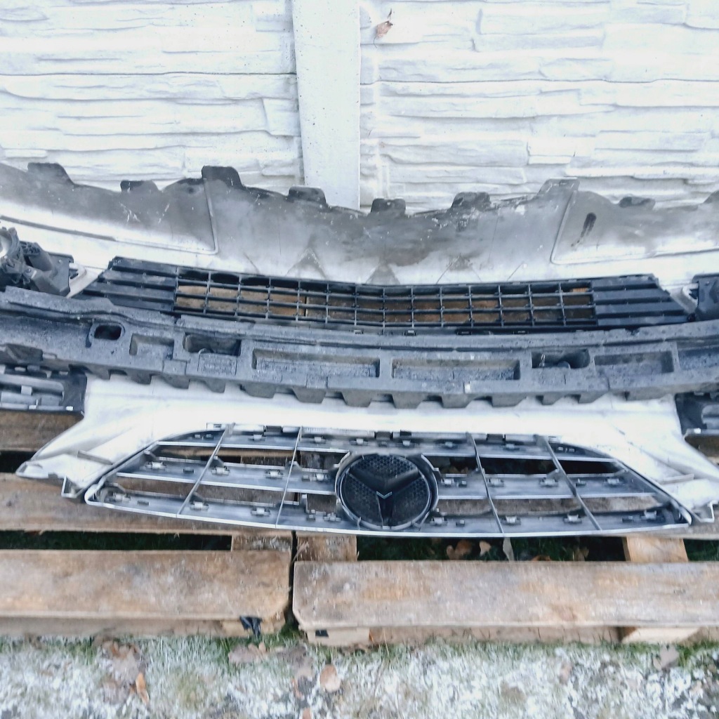 Mercedes b-klasa w245 бампер перед під  ксенон омивачі pdc 748 Ціна