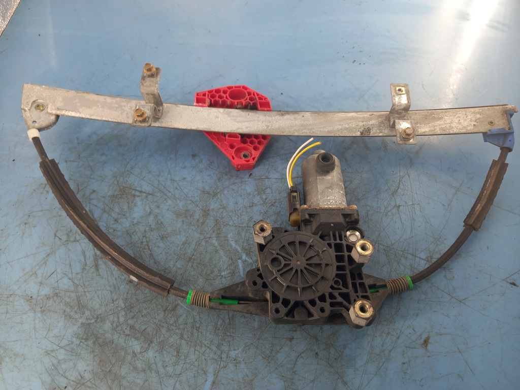 фото №4, Підйомник правий перед ford mondeo mk2 96-00r