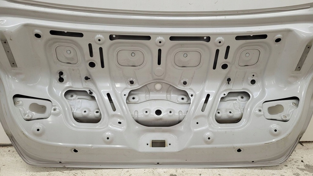 фото №10, Hyundai elantra vii 7 20- кришка багажника кришка багажника задня задня fv