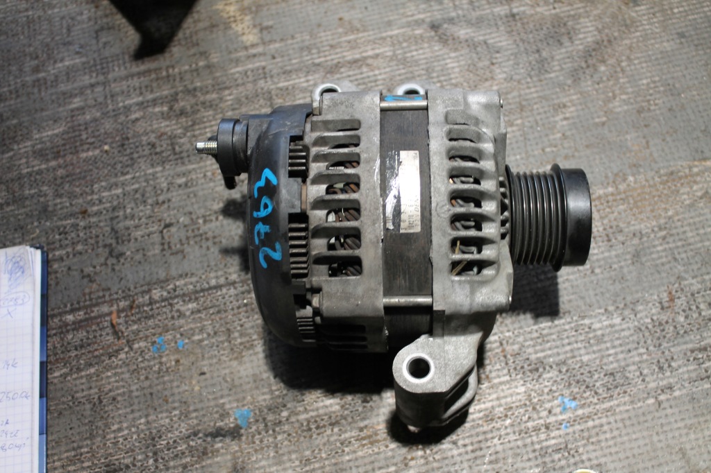 Купити 2763. генератор maserati 30318724485