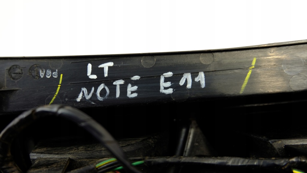 фото №9, Nissan note e11 лампа левый задняя