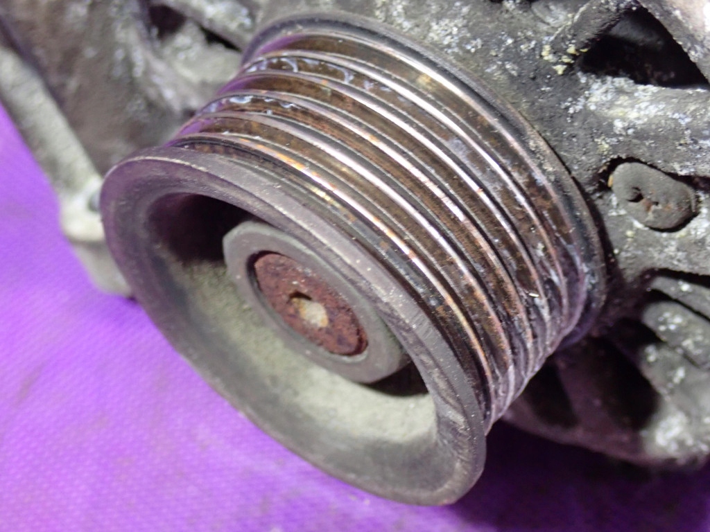 Ford fiesta vi mk6 01-07 1.25 генератор a005ta7692 2s6t10300cb 70a в Украине