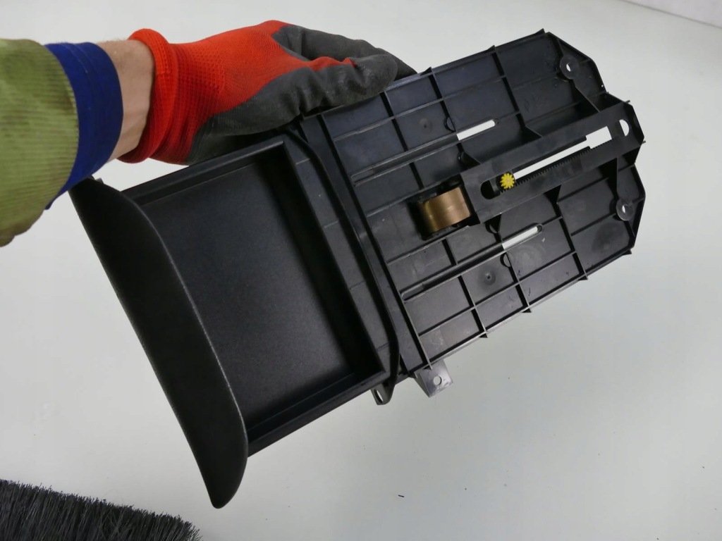 фото №9, Mercedes r170 lift бардачок полка ящик ящик