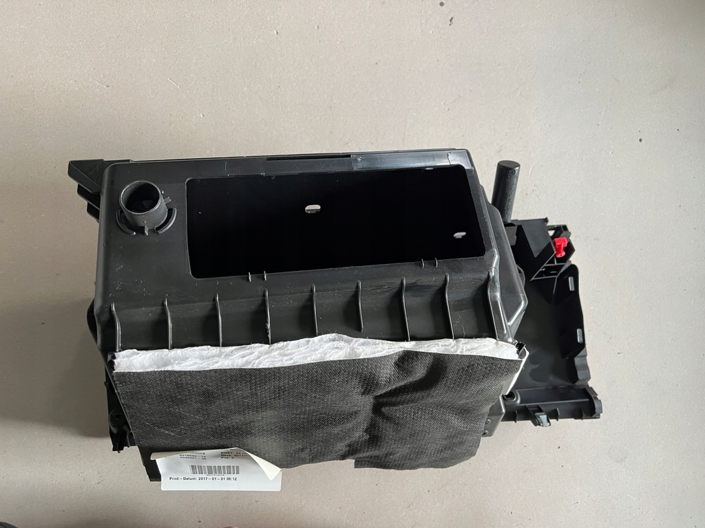 фото №6, Bmw 2 f45 f46 бардачок панели пассажира europa