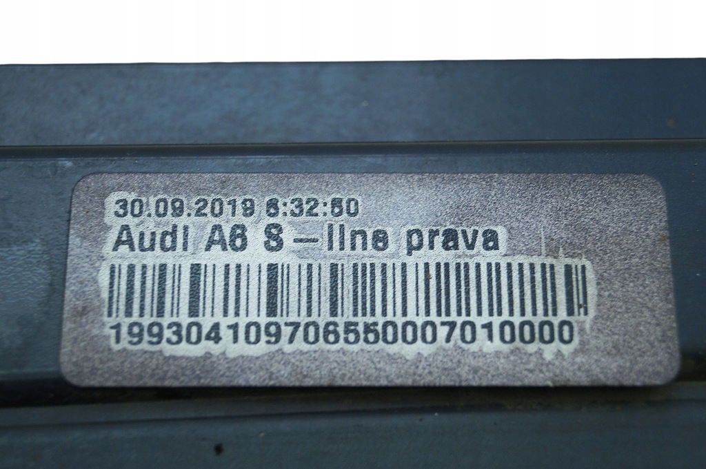 фото №7, Молдинг поріг права audi a6 c8 4k0 s-line