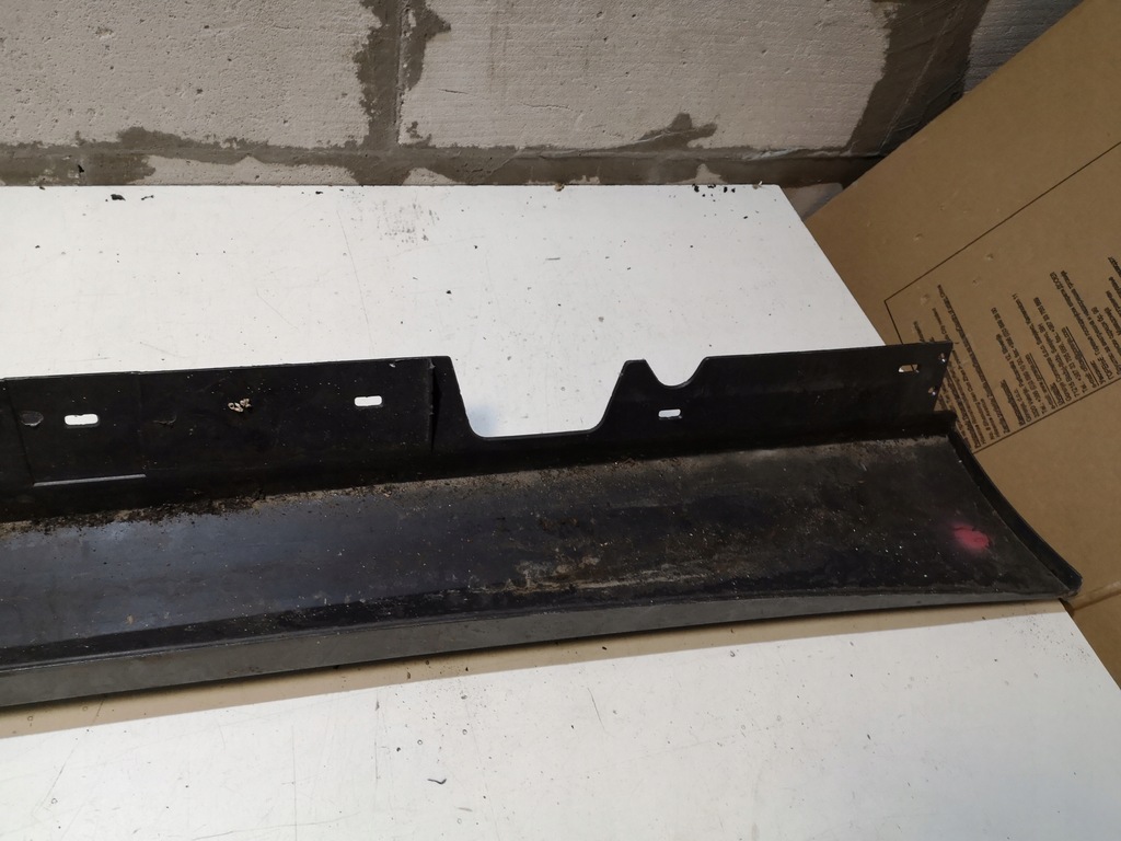 фото №8, Левая молдинг порог bmw e90 e91 lci lift