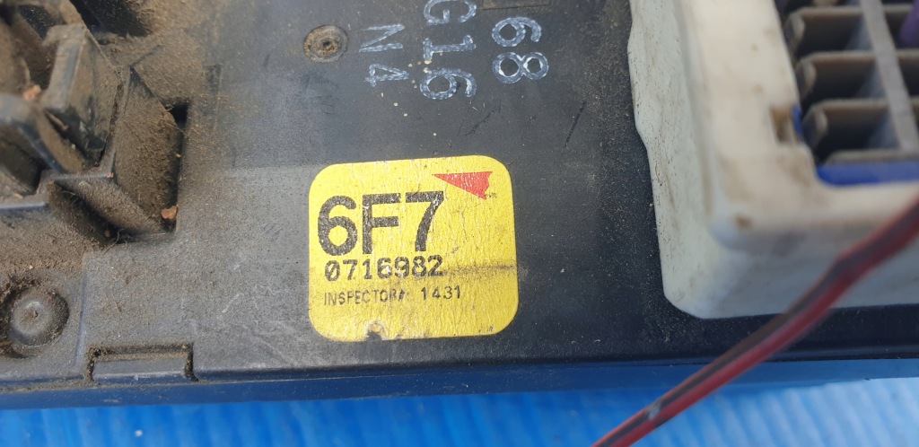 Nissan micra k11 рестайлінг  коробка запобіжників реле 252309f910 в Україні