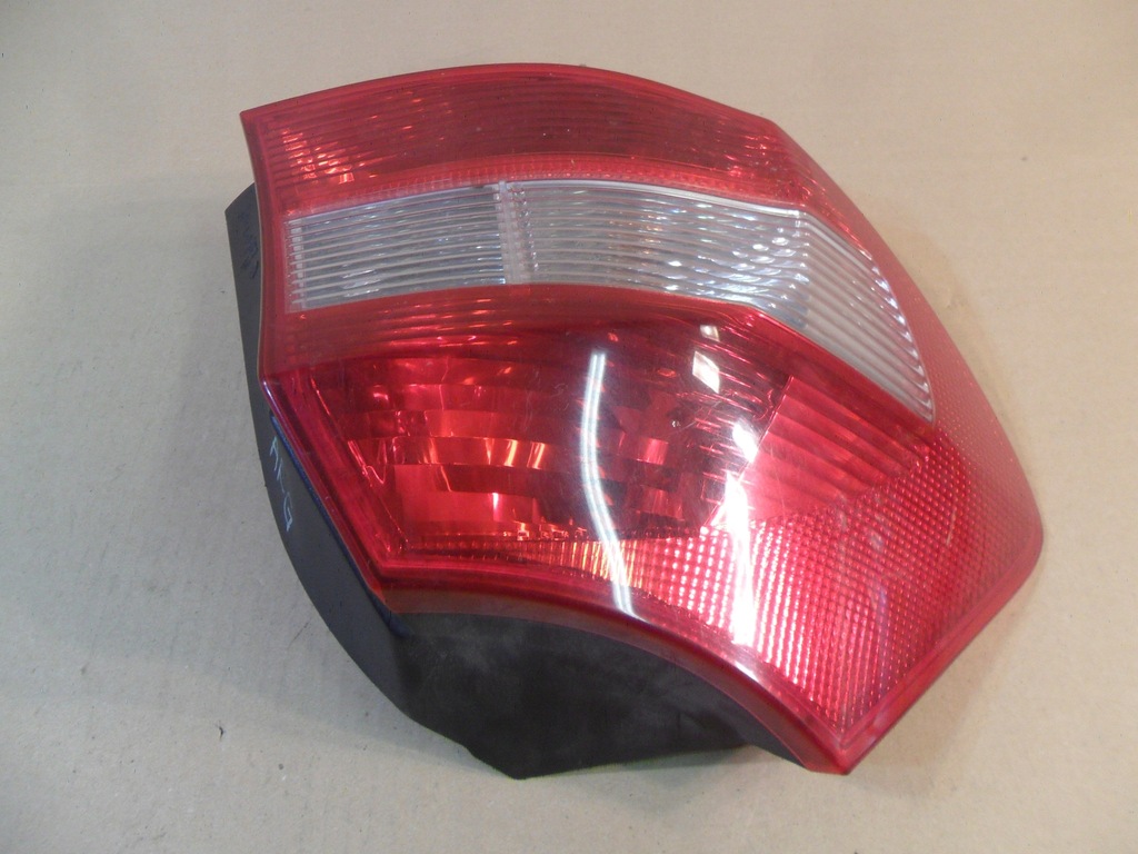 фото №11, Лампа левая задняя bmw 1 e81 e87 0397034