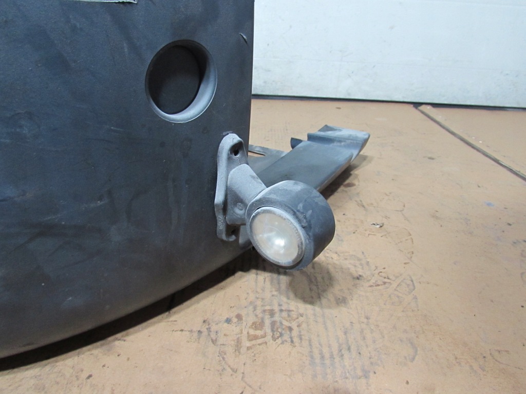 фото №10, Обшивка уголок бампера левый перед scania r 2015r euro 6 1865182