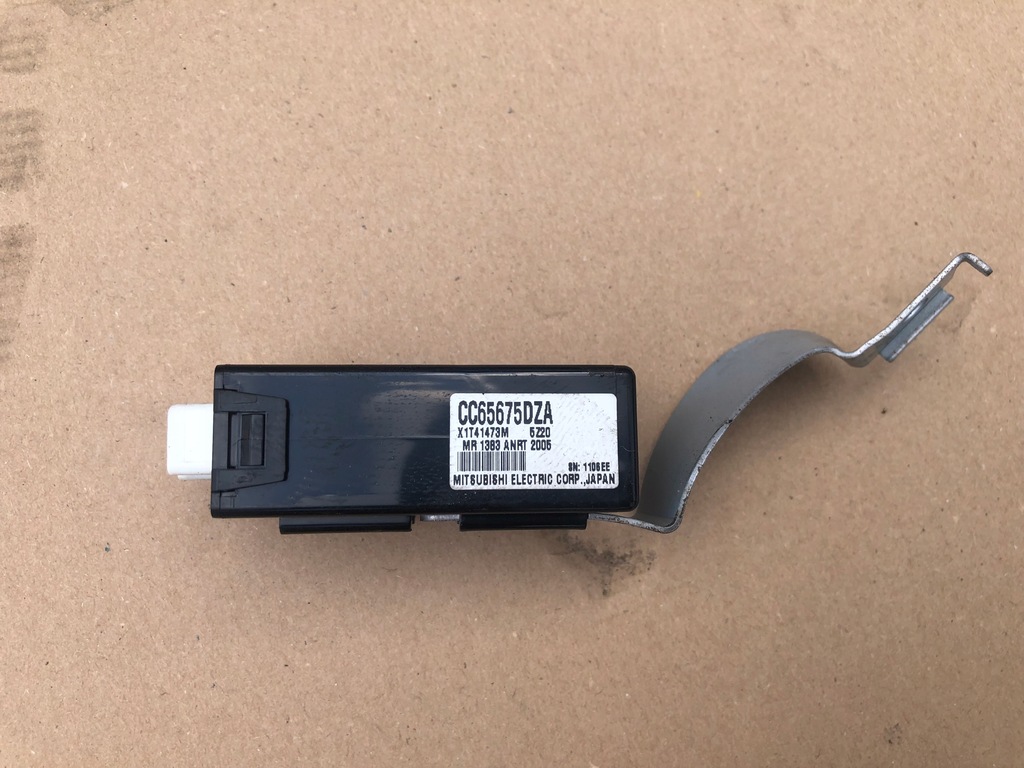 фото №1, Модуль замка центрального mazda 5 2005-2007