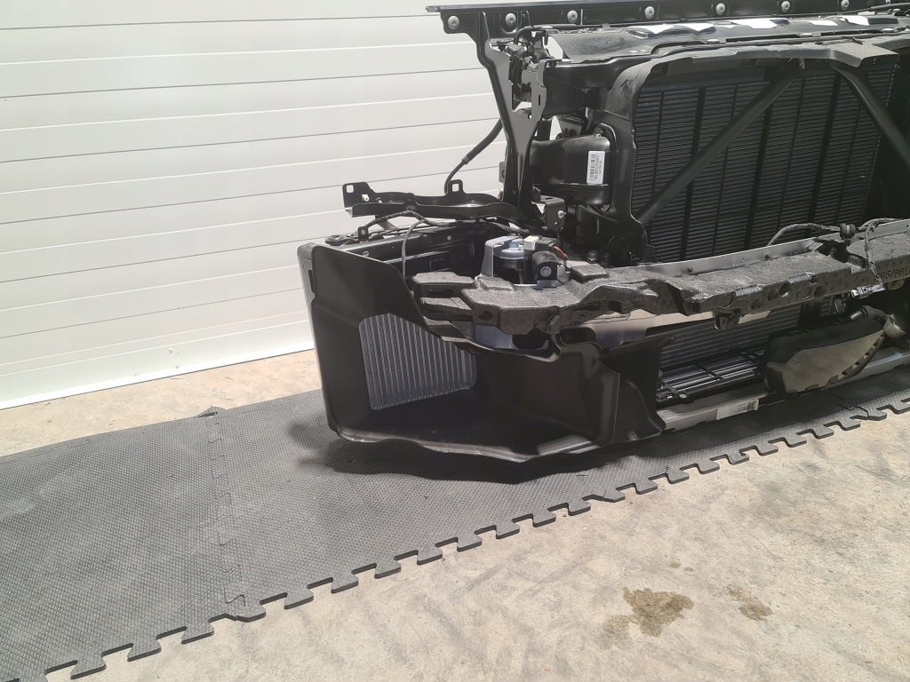 Купить Bmw f95 x5 x5m lci рестайлинг  капот бампер ремень передний крыло  c4p