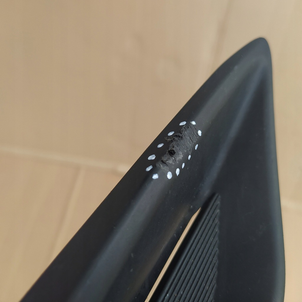 фото №2, Молдинг заглушка лампы lexus rx 2019- правая