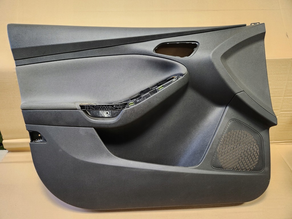 фото №1, Обивка дверь ford focus iii перед oryg.