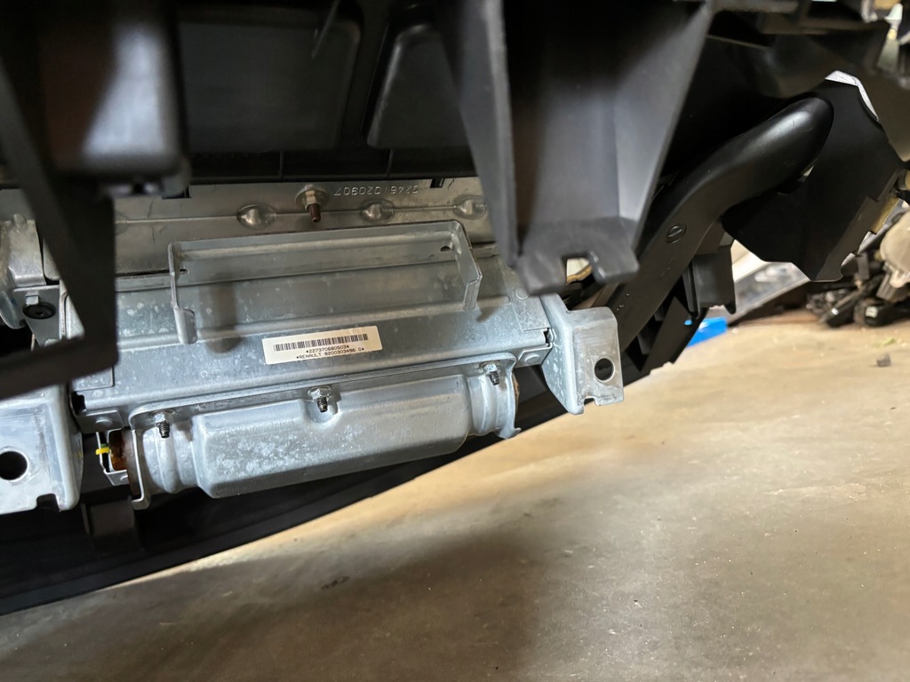 фото №2, Панель приладів панель приладів подушки безпеки orginał renault clio iii