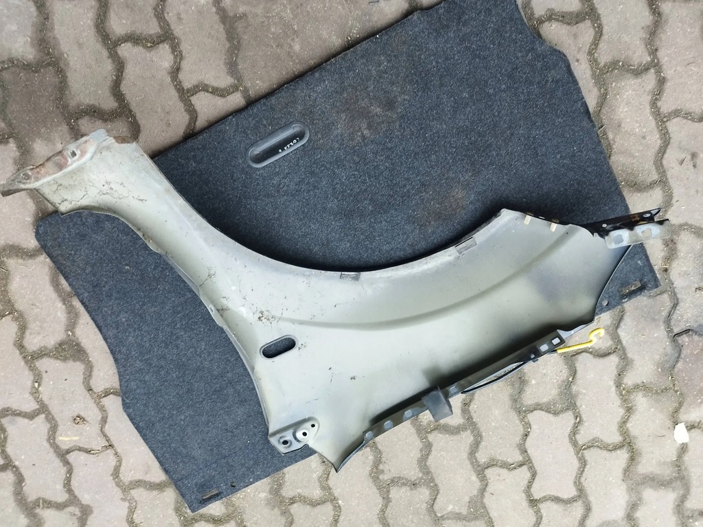 фото №7, Ford fiesta 2005 перед сторона правая крыло