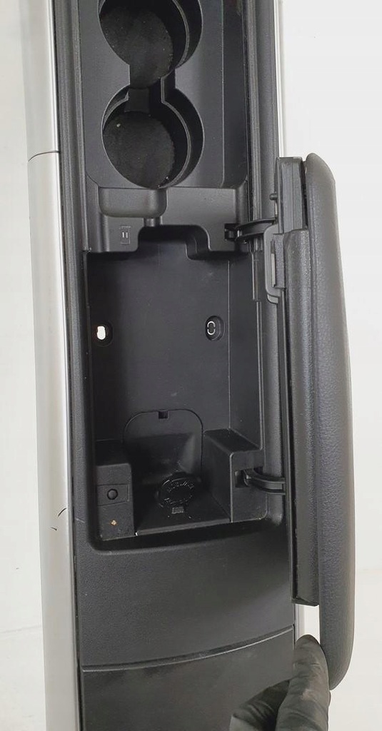 фото №5, Туннель средний подлокотник mazda rx-8 europa