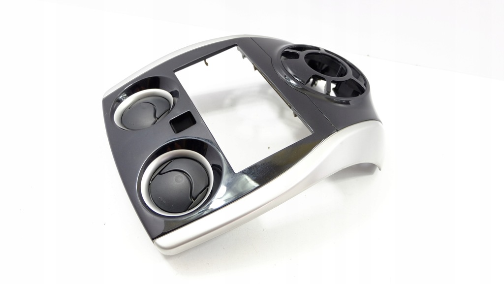 фото №1, Nissan note e12 рамка радіо консолі