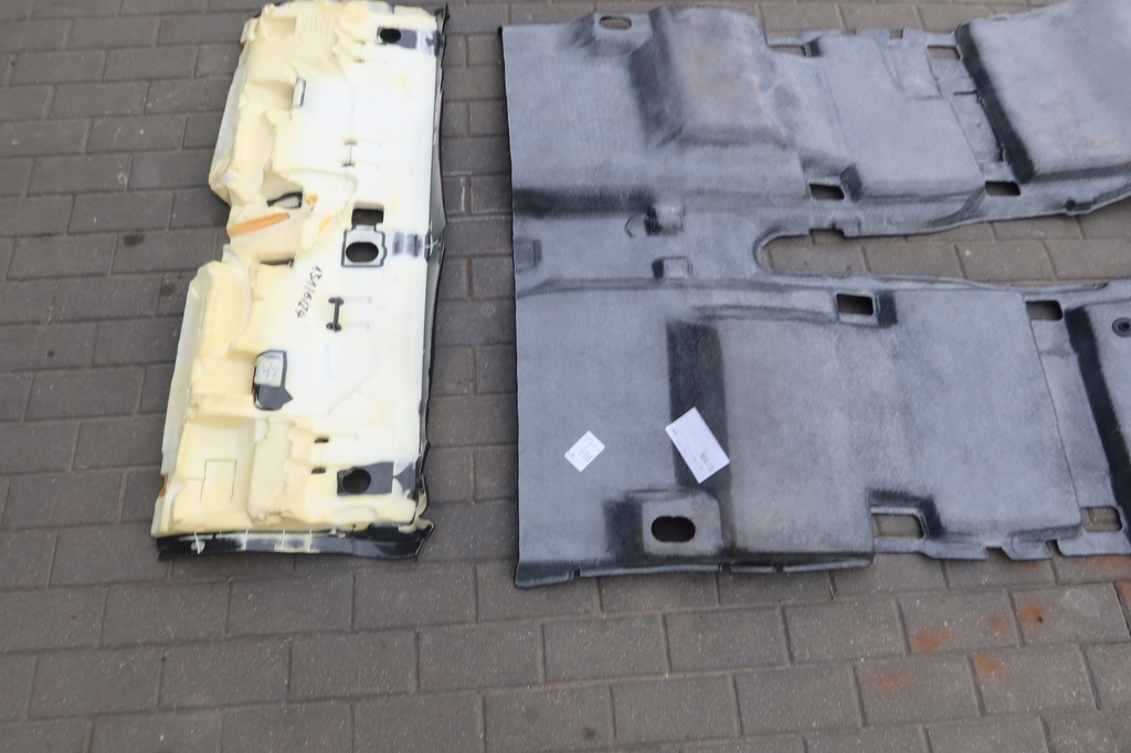 фото №10, Килимок обшивка twingo iii 849200060r 749024970r