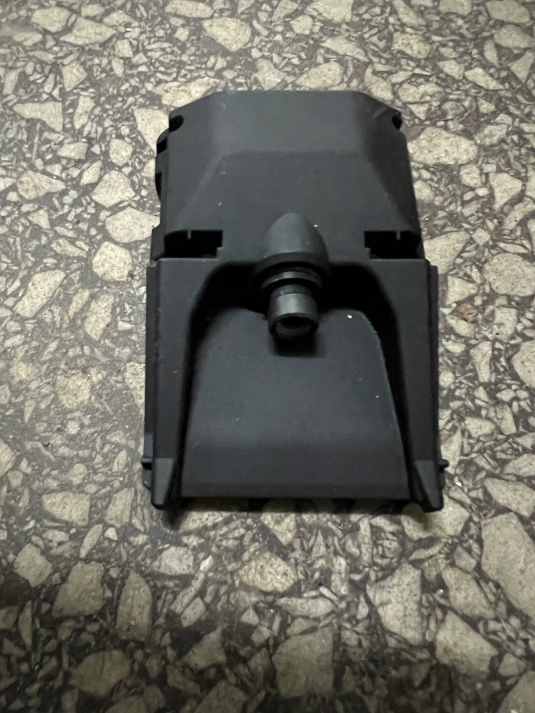 фото №1, Hyundai kona камера ассистент поперечина 95740-j9200