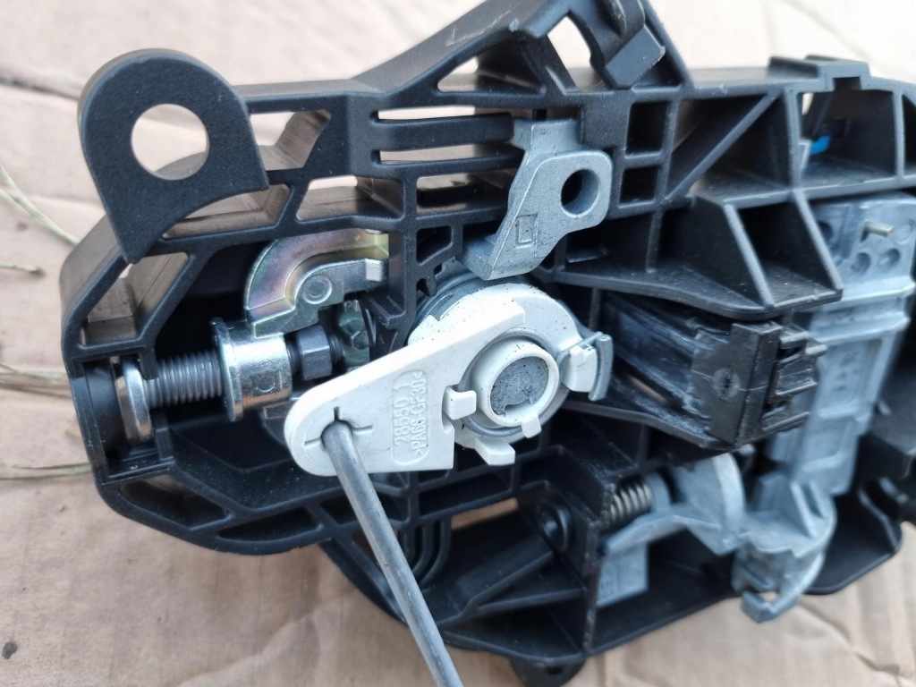 Ручка вкладка замка дверь левый перед opel insignia b keyless Недорого