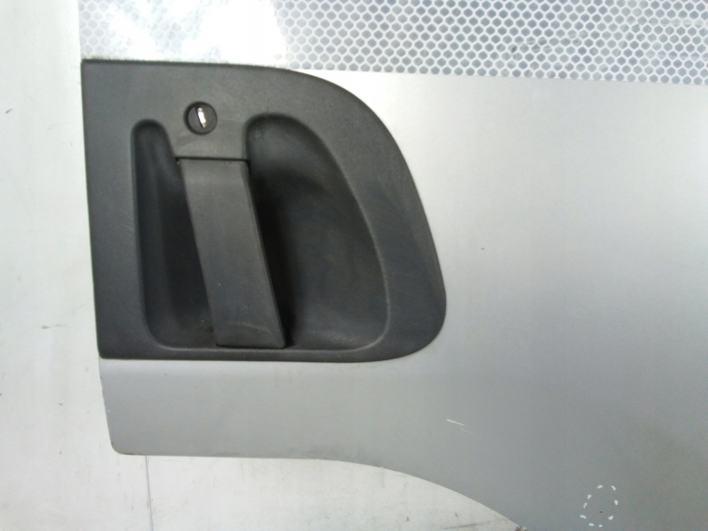 фото №11, K998 двері правий перед renault midlum сріблястий